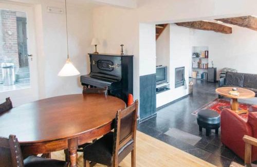 Remersdaal House | Exquisite Voeren Mansion with Private Garden & Pet Friendly