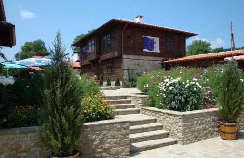Katunishte House | Eco-Friendly Voevodski Complex: Rated 9/10 with Breakfast