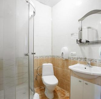 Turya Paseka Resort | Pet-Friendly Voevodyno Resort with Spa & Pool Amenities