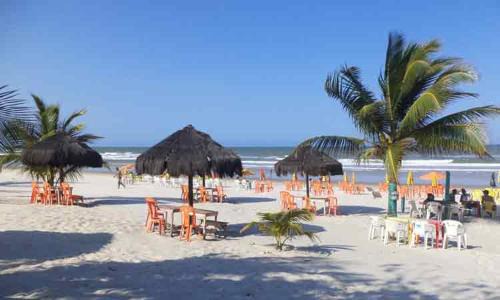 Sao Domingos Apartment | Vog Torres do Sul: Pet-Friendly Oasis with Ocean Views