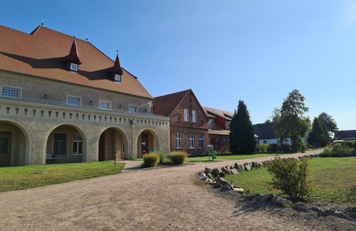 Stolpe b. Anklam Apartment | Vogt Bernhard I Wf-45: Family-Friendly Retreat Awaits