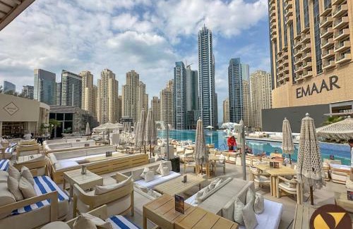 Dubai Marina Apartment | Vogue in Heart of Marina One Bedroom Apartment located on 26th Floor with Balcony and access to all Amenities, Direct Access to Dubai Marina Mall