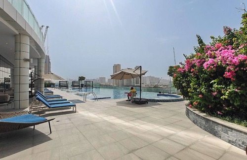 Jumeirah Village Triangle Apartment | Vogue JVT Novotel Balcony Pool & Gym