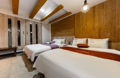 Eumseong Hotel | Eco-Friendly Retreat at Voice The Zara Drive-in with Breakfast
