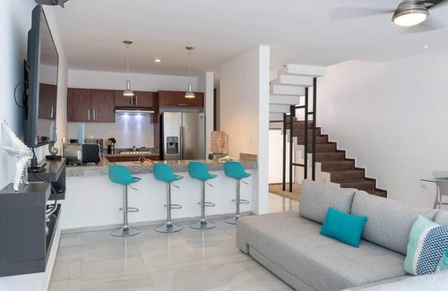 Villa Juarez House | Elegant Volans 3-Bedroom Townhouse with Spa & Hot Tub