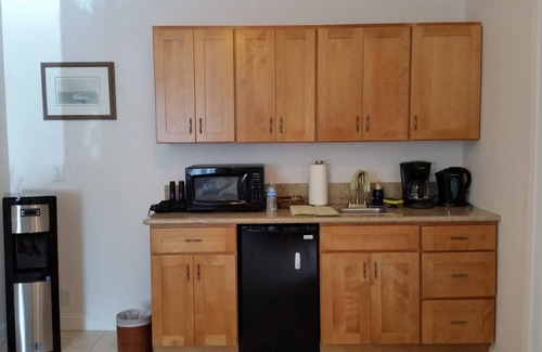 Volcano Bed & Breakfast | Idyllic Ocean View at Volcano Acres Ranch B&B - Rated 9.6