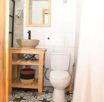Ruhengeri House | Inviting Volcano View: Rated 9/10 with Family-Friendly Amenities