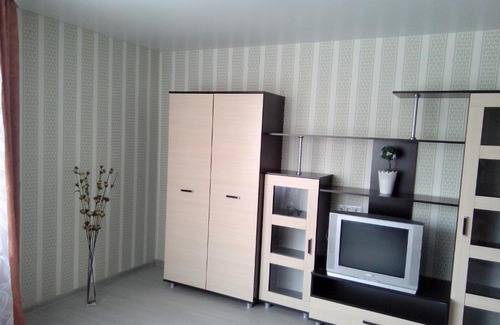Saransk Apartment | Discover Volgogradskaya Ulitsa: Rated 8/10 for Guests