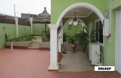 Sekondi-Takoradi Apartment | Family-Friendly Stay at Volks Property Solutions with Breakfast