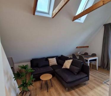 Edinghausen Apartment | Child-Friendly 2-Bedroom Apartment Near Sanssouci
