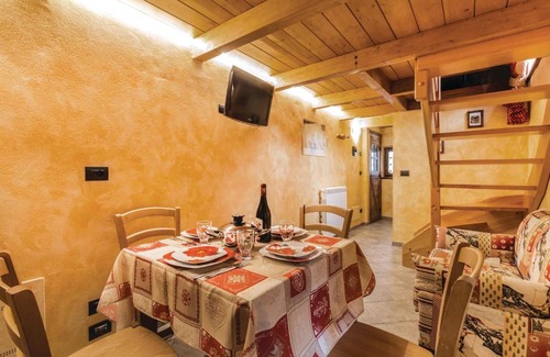 Vollon Apartment | Vollon: Guest Rated 8.3 with Pet & Child-Friendly Amenities