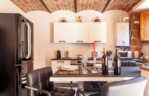Volterra House | Discover the Beautiful Volterra Countryside House Retreat