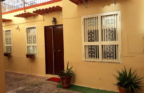 Vomero Apartment | Top-Rated Vomero House in Naples with Free Parking & Breakfast