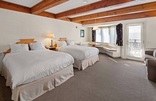 Moscow Cabin | Trapp Family Lodge: Guest Rated 9/10 with Spa and Pool