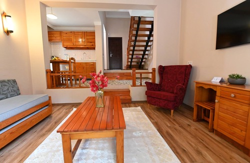 Bolu Hotel | Discover VONRESORT Abant: Family-Friendly Oasis with Pool