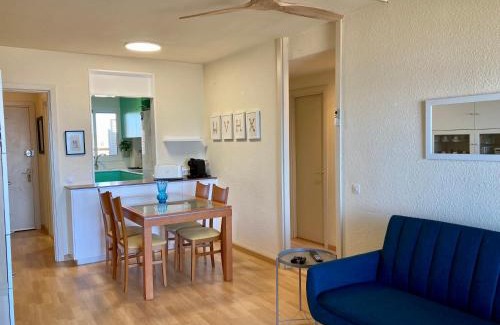 Els Griells Apartment | Unforgettable Stays at Voramar Viu Bé with Oceanfront Views