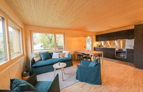 Zweisimmen Apartment | Inviting Vorderi Spillgerte with Spa & Family-Friendly Perks