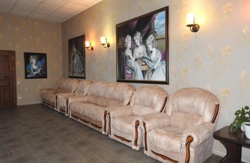 Sofiivska Borshchahivka Hotel | Discover Voskhod Hotel: Family-Friendly with Pool Access