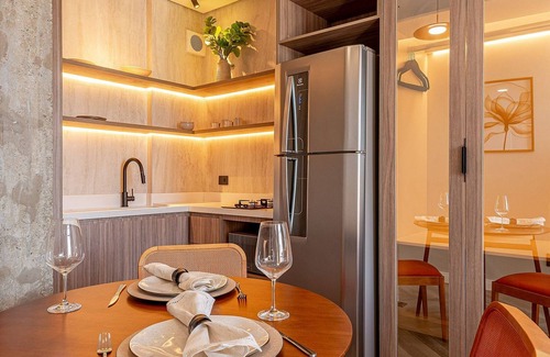 Republica Apartment | Pet-Friendly Vossa Bossa Copan with Kitchen Amenities