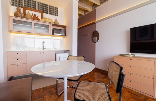 Republica Apartment | Pet-Friendly Vossa Bossa Copan with Kitchen Amenities