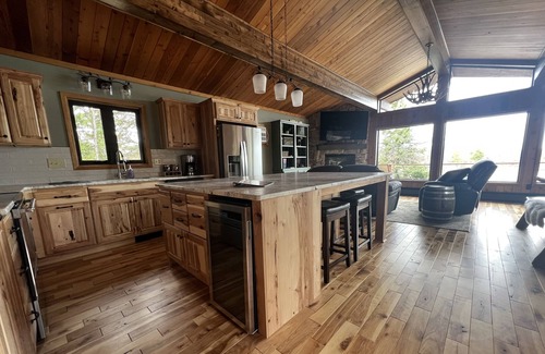 International Falls Cabin | Unforgettable Voyageurs Cabin on Rainy Lake - Guest Rated 10/10