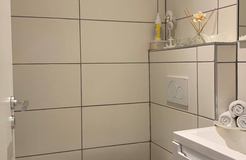 Emmertsgrund Apartment | Vrbo Property
