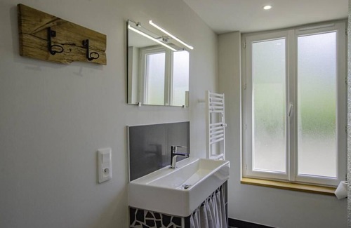 Brevonnes House | Family-Friendly Vrbo Property with Kitchen Amenities