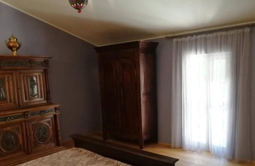 Cadenet Apartment | Family-Friendly Vrbo Property with Breakfast Included