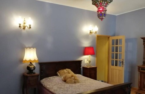 Cadenet Apartment | Family-Friendly Vrbo Property with Breakfast Included