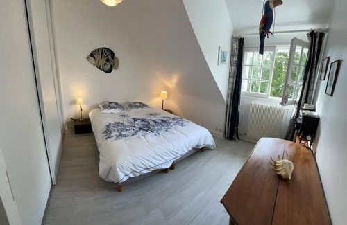 Beg-Meil House | Ocean View Retreat with Kitchen for Family Getaways