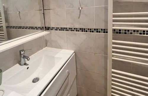 Gennevilliers Apartment | Family-Friendly Vrbo Property for Memorable Getaways