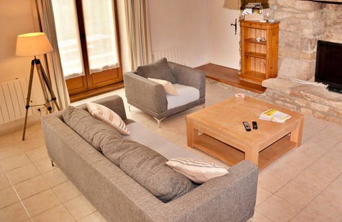 La Vraie-Croix House | Vrbo Property