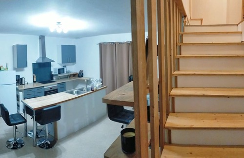 Savoisy House | Pet-Friendly Ocean View Retreat with Top Guest Ratings