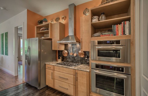 Fredericksburg House | Premier Home with Heated Pool & Top-Rated Guest Reviews