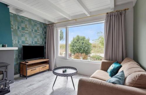 Waterlandkerkje House | Charming Home with Large Garden and Child-Friendly Amenities
