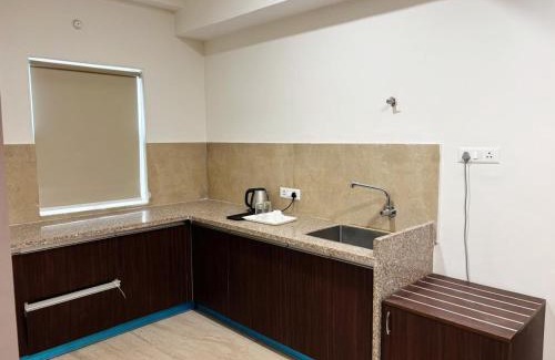 Vrindavan Apartment | Discover Heaven: Family-Friendly with Pool Access
