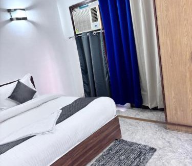 DLF Phase 3 House | VRResidency