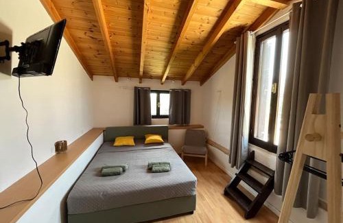 Apokoronas Ski Chalet | Family-Friendly Vrysses Lodge with Pet and Child Amenities