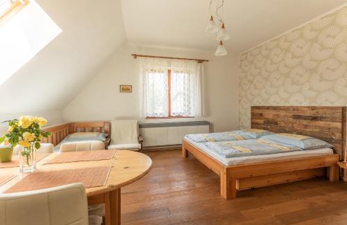 Turnov House | Cozy VS Apartmán with Pool & Pet-Friendly Amenities
