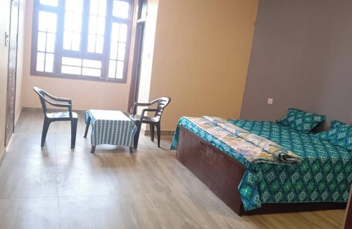 Bara Banki Hotel | VS Grand