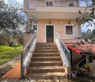 Killini House | Guest Rated 10/10 at VS Villa Killini - Your Perfect Getaway