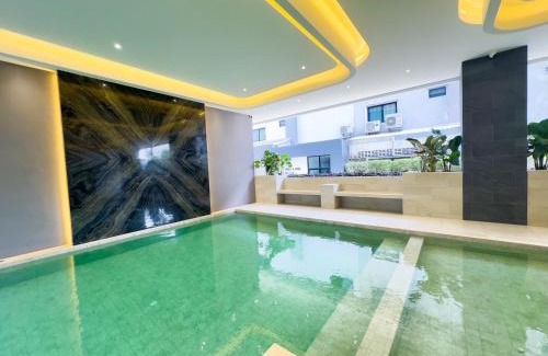 Mueang Samut Prakan District Hotel | Relax at VST Residence - SHA PLUS Certified with Pool
