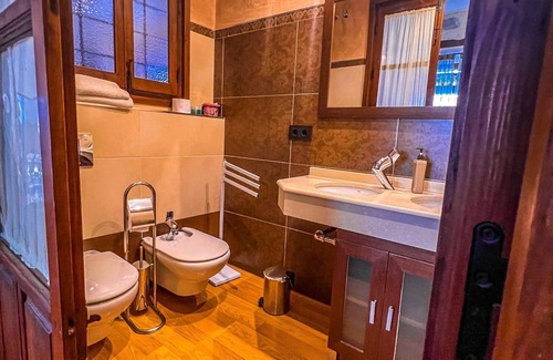 Old Town Baeza House | Discover VTAR Casa Las Tinajas with Pool & Spa Amenities