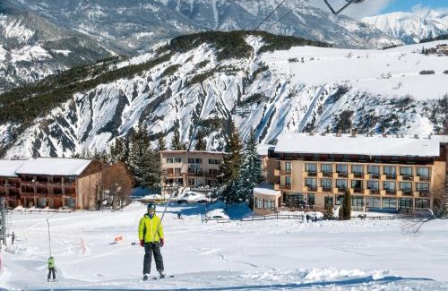 Le Sauze Hotel | Discover VTF Les Balcons du Sauze: Family-Friendly Retreat