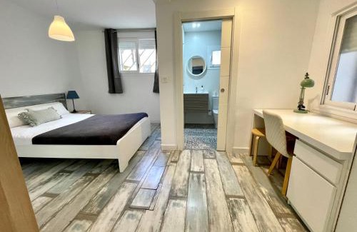 El Gancho Apartment | Pet-Friendly AZ El Balcón de Aguadores with Free Parking