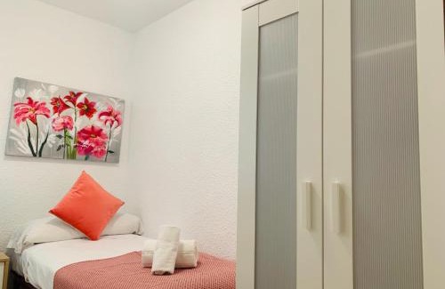 La Magdalena Apartment | Discover AZ El Balcón de San Lorenzo: Family and Pet Friendly