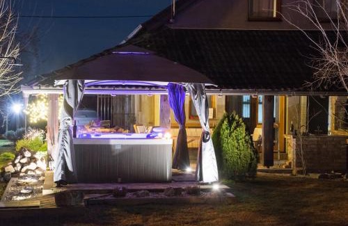 Vukovar House | Discover Vučedol: 4-Star Retreat with Pool and Hot Tub