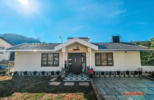 Thalayathimund Villa | Discover Vue D'en Haut, Ooty - Family Friendly & Breakfast Included
