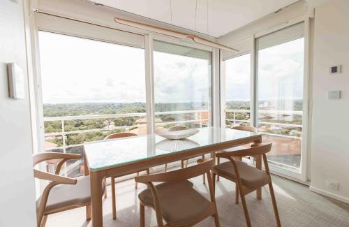 Soorts-Hossegor Apartment | Breathtaking Ocean View Hotel with Beach at Your Doorstep