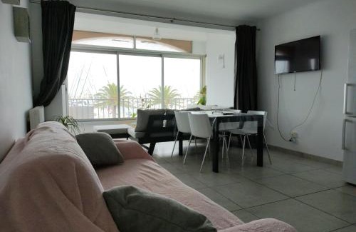 Le Port Apartment | Exceptional Views at MER-PORT-esplanade Oniria Hotel